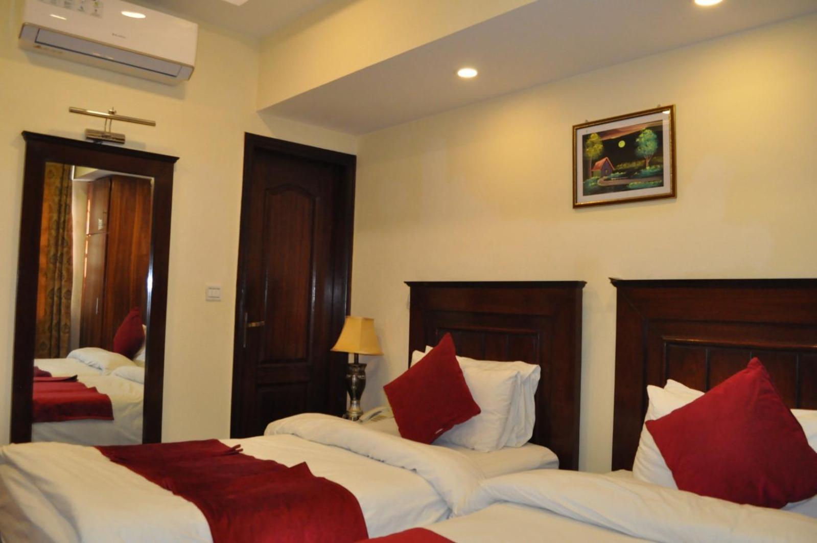 Diplomat Hotel اسلام اباد المظهر الخارجي الصورة
